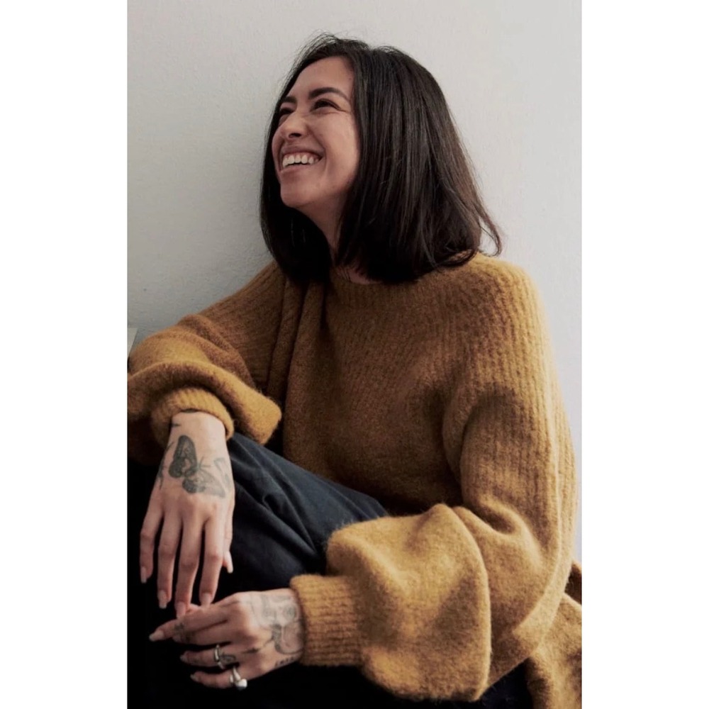 Everlane Superfuzz Alpaca Crewneck Sweater Mustard Gold Balloon Sleeve Womens S - Picture 4 of 13